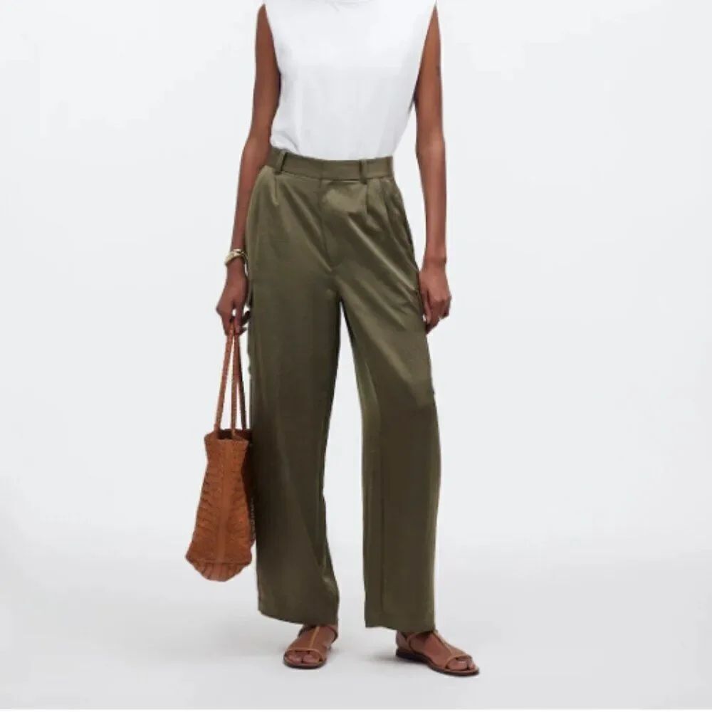 Madewell nr109 High-Rise Straight Cargo Trousers in Satin size 2 nwt